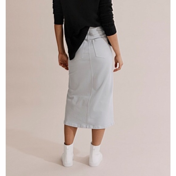 Light Grey COUNTRY ROAD Denim Midi Skirt, Stretch, Pockets, Front Split, Size 16 - Picture 2 of 6